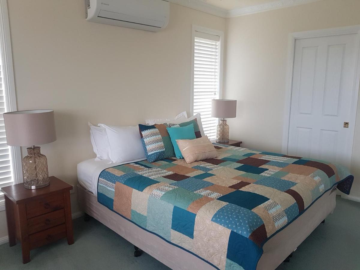 Grovely House Bed & Breakfast Stanthorpe Eksteriør bilde
